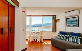 Rent4Rest - Sesimbra Ocean View Studio